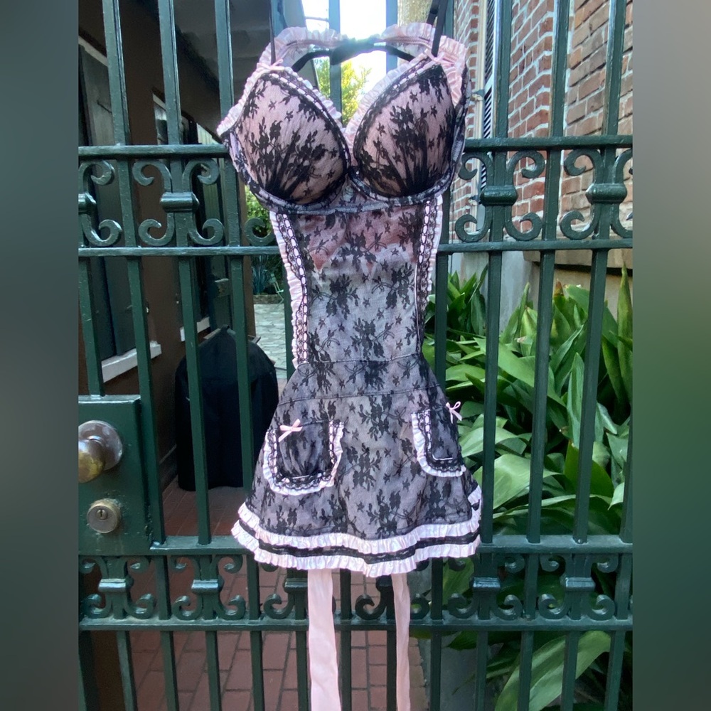 Victoria's Secret Black and Pink Lace Chemise